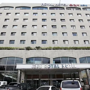 Royal Hotel
