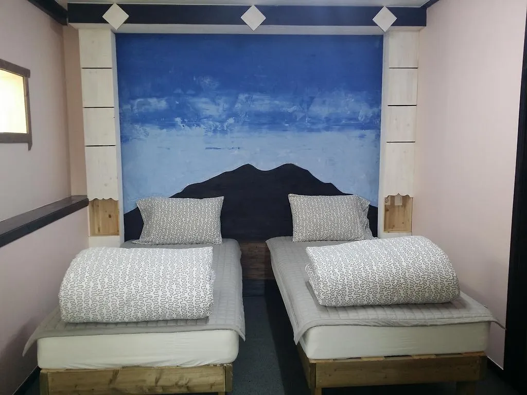 Jeju Airport Mira Guesthouse Guest house