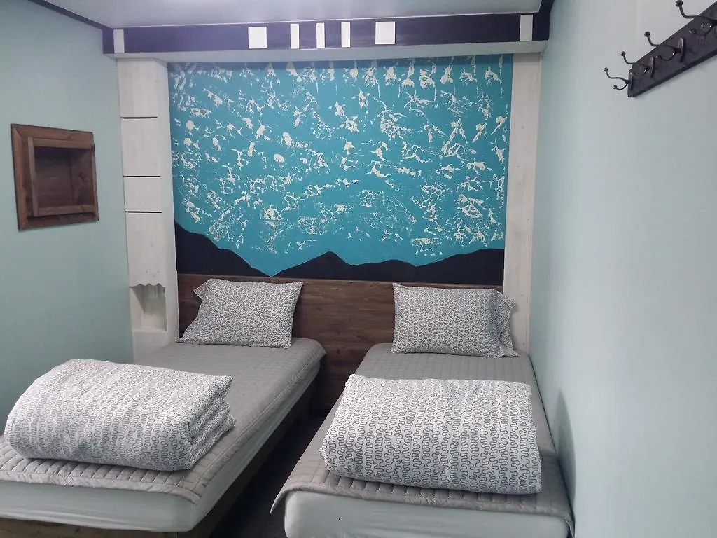 Jeju Airport Mira Guesthouse 2*,